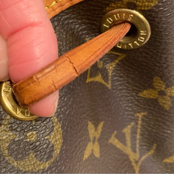Louis Vuitton Mini Monogram Montsouris backpack - Picture 10 of 16